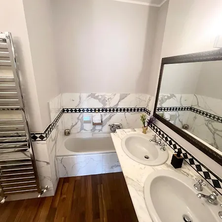 Aurum 360 Attico Deluxe *
