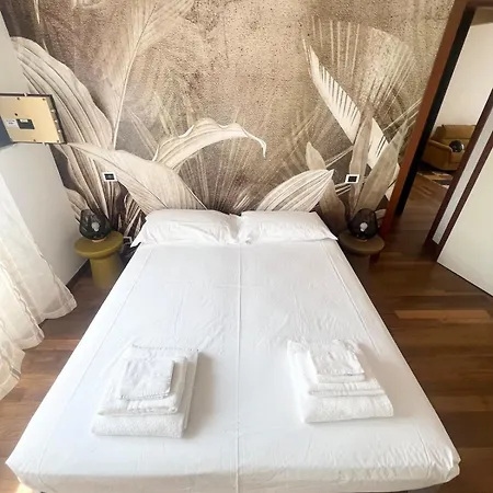 Aurum 360 Attico Deluxe Apartamento La Spezia