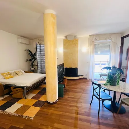 아파트 Aurum 360 Attico Deluxe 라스페치아